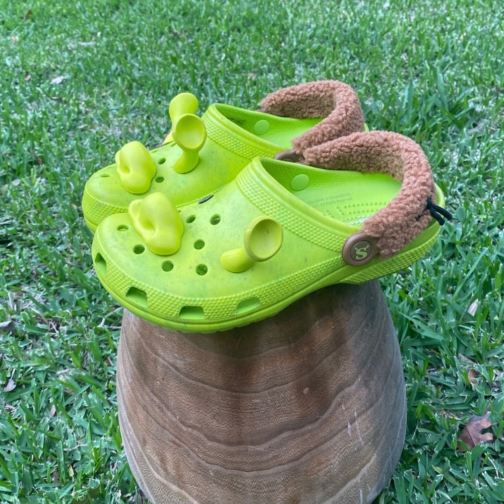 Crocs Shrek Classic Clog Lime Green Ogre Ears Nose Fleece Strap Mens 6 Womens 8